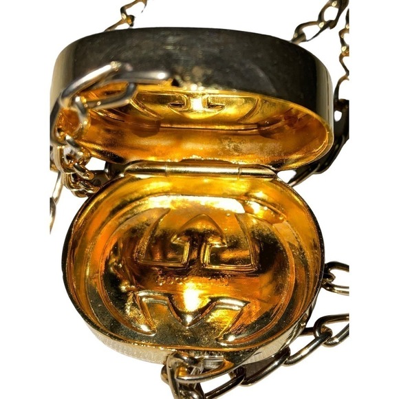 Gucci Vintage Necklace Yellow Gold Oval Locket Pill Box L Chain Raised GG Motif - Picture 6 of 16